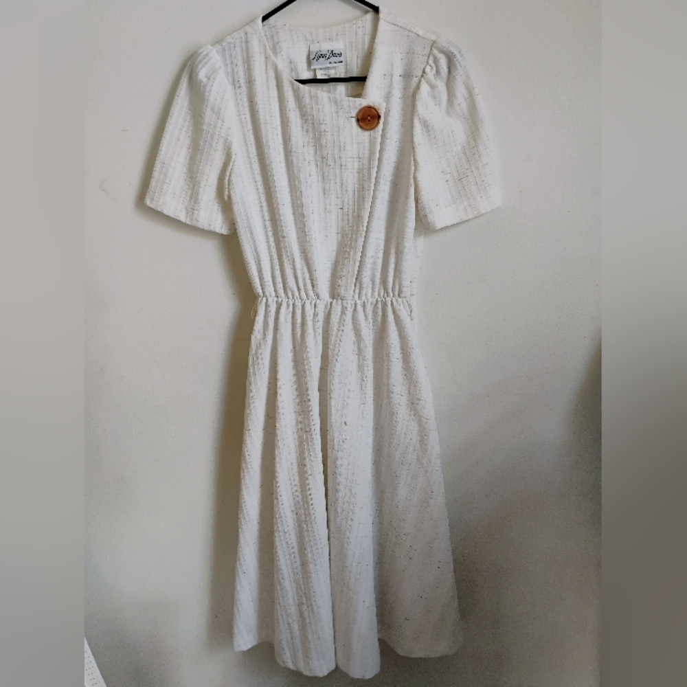 Lynn Davis | Vintage White S/S Midi Dress with Button Detail | 8P | EUC